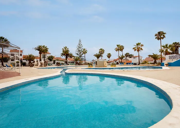 Residencial Bitacora 3 דירה